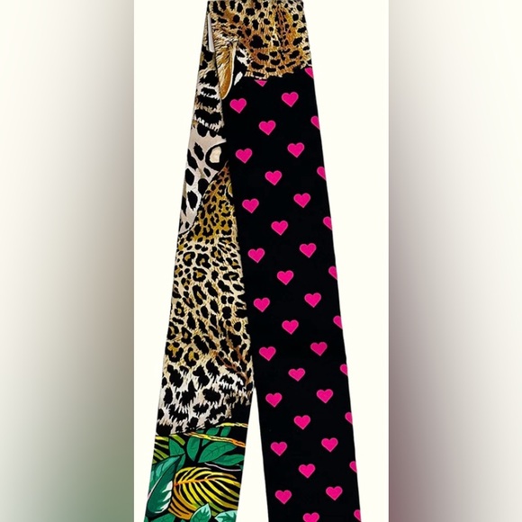 Hermès Silk Jungle Love Love Twilly Black Vert Rose Vif Authentic - Picture 4 of 5